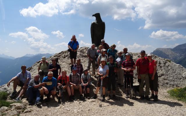 Christomanos Denkmal Rosengarten Wanderwoche Steinegg Christomanos Denkmal Rosengarten Wanderwoche Steinegg
