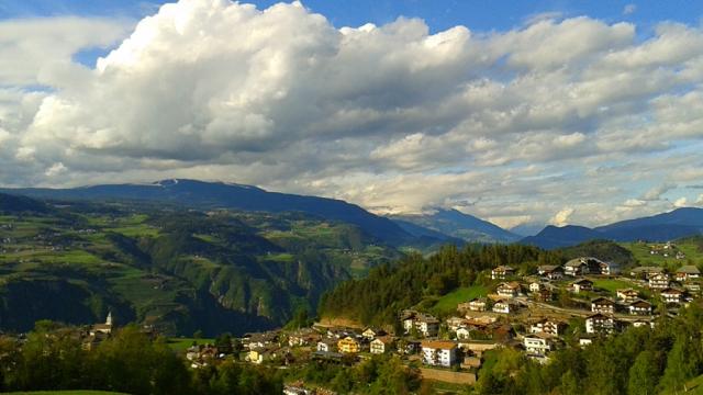 Ausblick auf Steinegg vom Kummerhof ausblick_auf_steinegg_vom_kummerhof.jpg