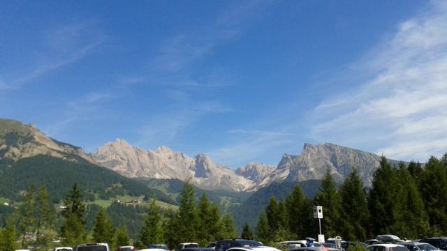 Parkplatz Monte Pana mit traumhafter Kulisse parkplatz_monte_pana_mit_traumhafter_kulisse.jpg