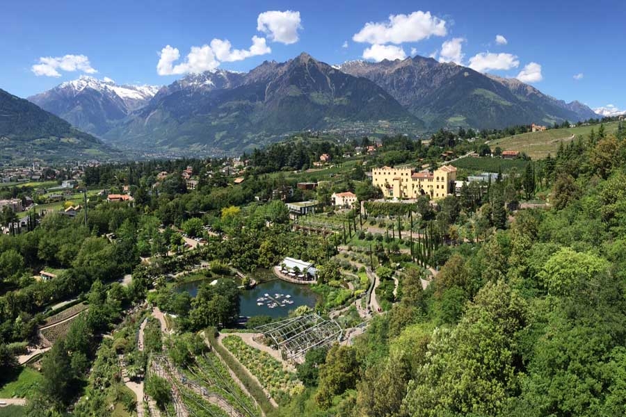 Gärten von Schloss Trautmannsdorf in Meran / Schatztruhe
